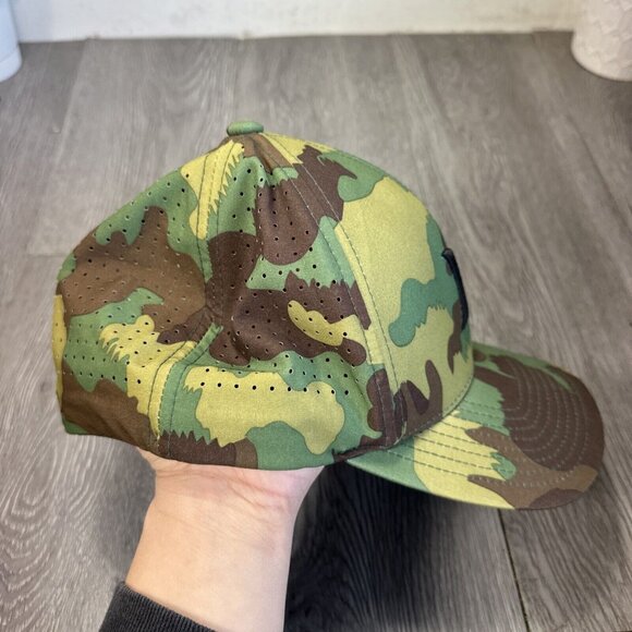Hurley Fitted Hat Green Camouflage L/ XL Embroidered Nike Drifit Flexfit